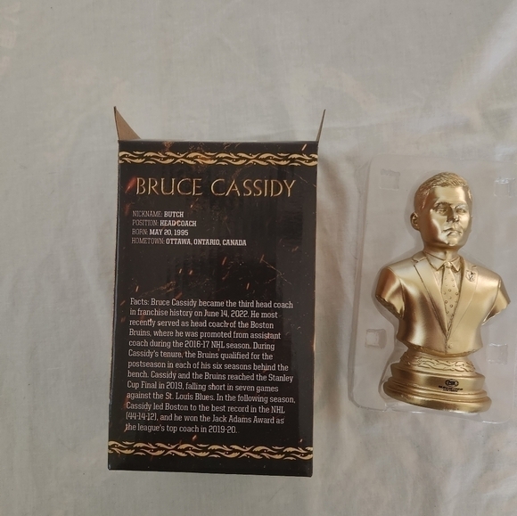 Coach Bruce Cassidy Figurine - Picture 2 of 2